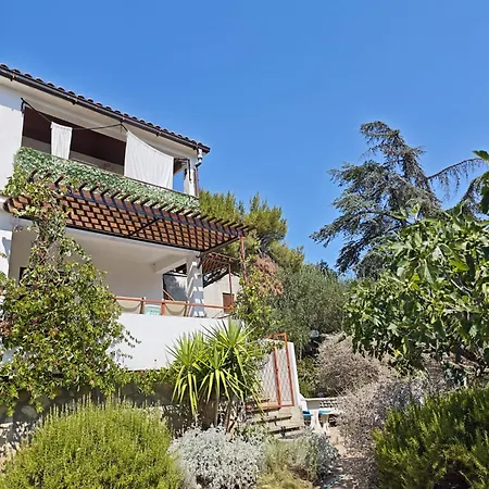 Apartment Ilisa Apartment *