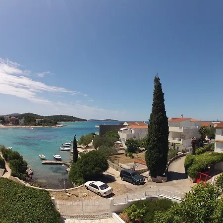 Apartment Apartment Ilisa