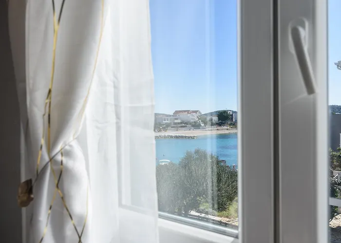 Ilisa * 罗戈兹尼察